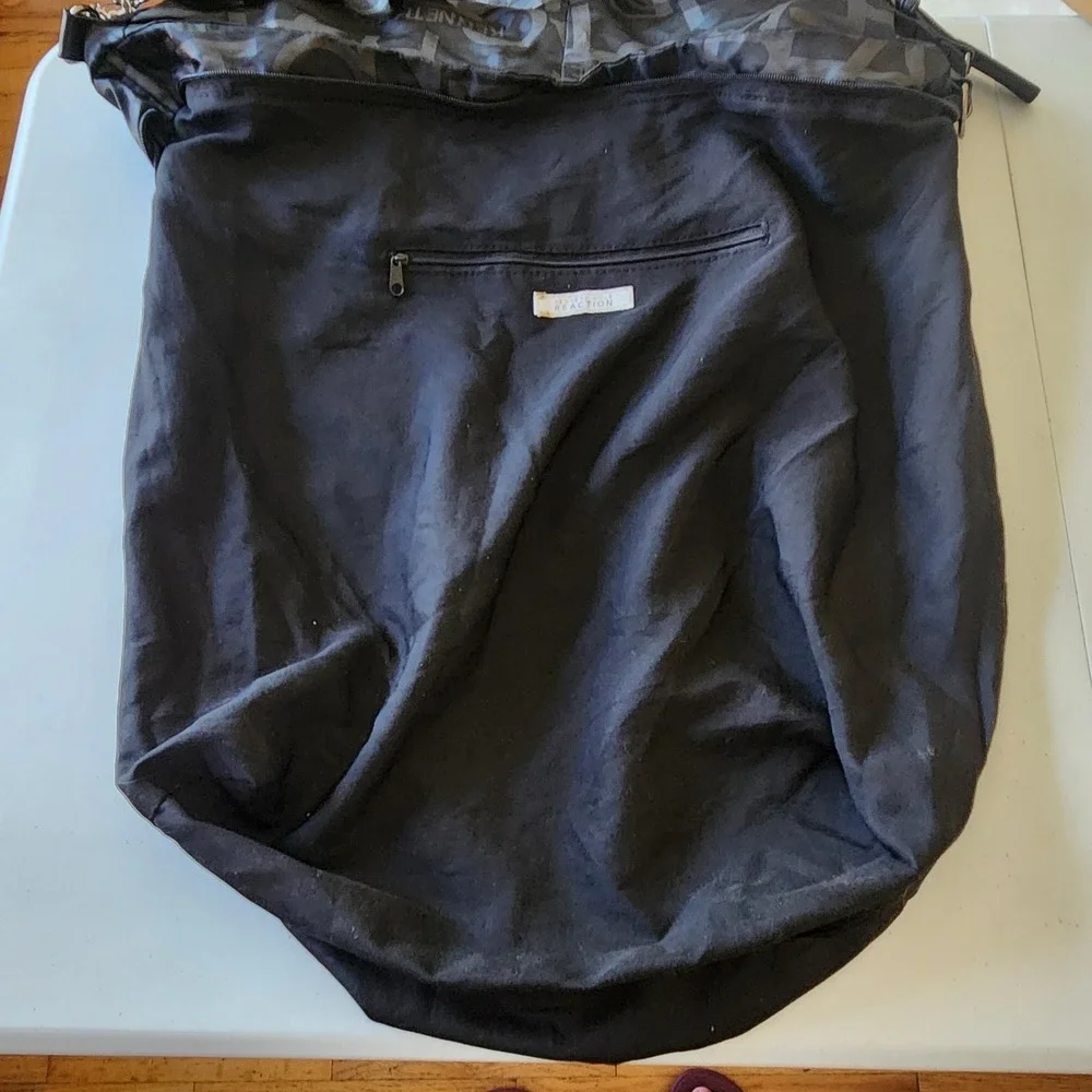Kenneth Cole Reaction Nylon Slouchy Hobo Bag Black Monogrammed Oversized Casual